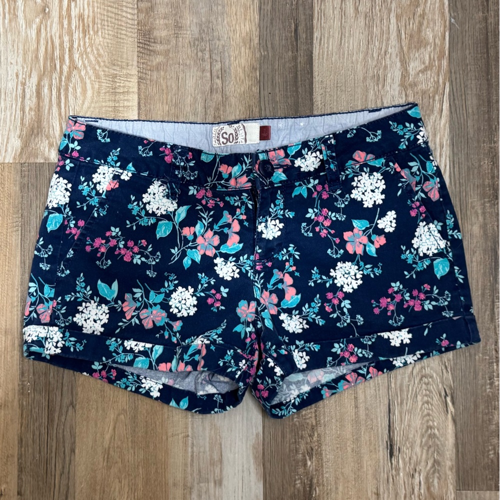 SO Women’s Floral Print Shorts Navy Pink White Size 3 Juniors Casual Summer